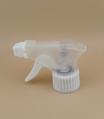 Spruzzatore a pompa di accensione K101-4 PP in plastica bianca e bianca trasparente per flaconi per parrucchieri
