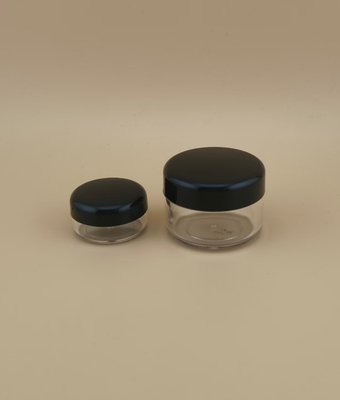 Piccolo barattolo di crema di plastica trasparente con coperchio a vite per lozione