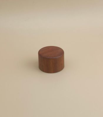 Cappuccio liscio per bottiglie cosmetiche