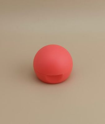 Capo sferico opaco opaco di plastica rosso chiaro per bottiglie cosmetiche