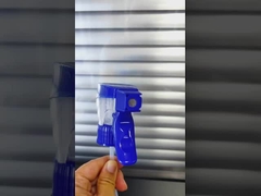 Raggiungere una pulizia impeccabile con lo spruzzatore di rilascio del grilletto per auto