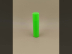 Piccolo imballaggio per balsamo labbra verde liscio con coperchio rosa per rossetti