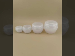 Vaso di crema di plastica bianca con coperchio a vite per la cura della pelle