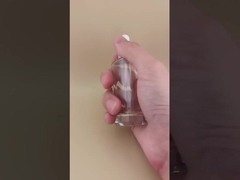 Disegno delicato Chiara e liscia Piccola bottiglia a goccia quadrata per essenza