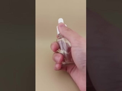 Disegno delicato Bottiglia gocciolante chiara e liscia per la cura della pelle