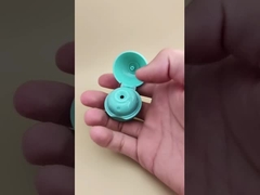 Coperchio sferico opaco liscio in plastica ciano per flaconi cosmetici