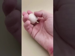 Coperchio sferico liscio in plastica bianco riso per flaconi cosmetici