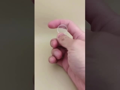 Cappuccio di plastica rotondo e trasparente per bottiglie cosmetiche