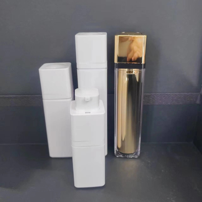 Tipo di tappo a vite come flaconi erogatori airless per crema 15 ml / 30 ml / 50 ml