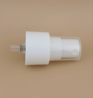 Spruzzatore di nebbia fine a nervatura bianca K304 per bottiglie comestic personalizzato
