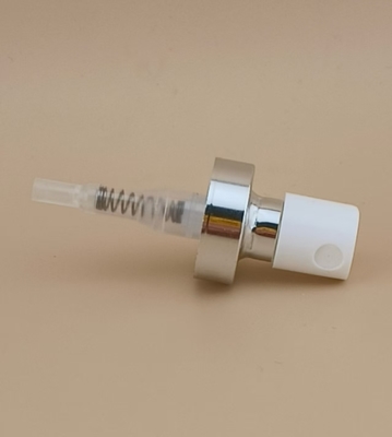 K402-2 Spruzzatore a bottone di plastica argenteo per profumi Certificato ISO9001/ISO14001