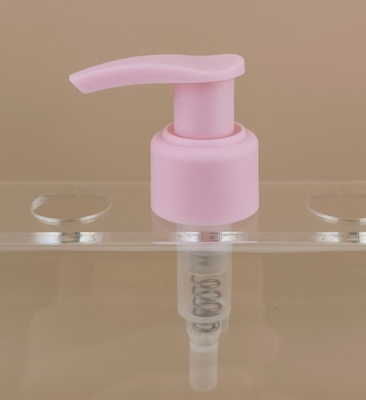 K201-9 Pompa di lozione rosa a serratura a vite a nervatura ISO9001/ISO14001 Certificato per la cura della pelle