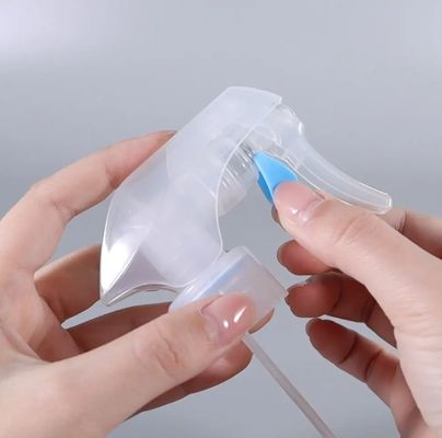 Spruzzatore di spinta di nebbia Nuovo design classico con tappo a vite in plastica 24/410 28/410