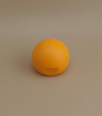 Coperchio sferico opaco liscio in plastica gialla per flaconi cosmetici