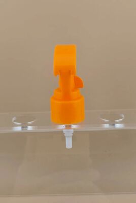 Mini spruzzatore a grilletto in plastica arancione per parrucchieri