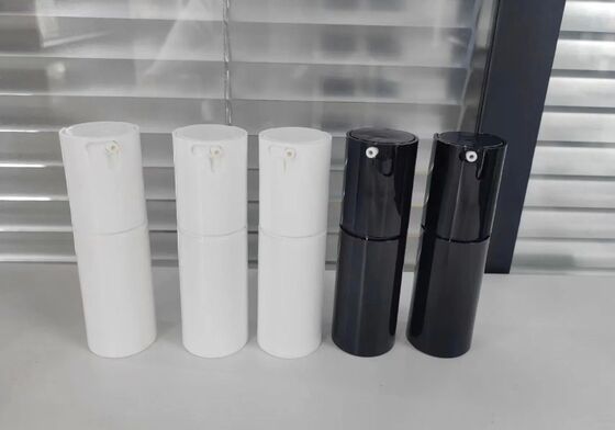 Mini bottiglia portatile senza aria con fondo di gomma per cosmetici
