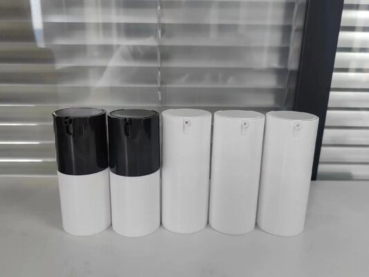 Mini flacone con pompa airless in plastica PP per cosmetici
