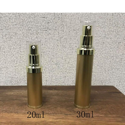 Bottiglia cilindrica di 10 ml 15 ml 20 ml 30 m in argento PP di plastica senza aria con bottiglia di pompa di lozione popolare