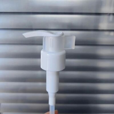 Tutto in plastica senza metallo pompa di lozione per la pulizia del viso a molla con clip lock