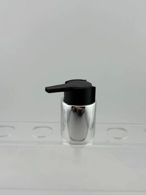 28/410 Pompa di crema in plastica nera opaca con clip per imballaggi per cosmetici