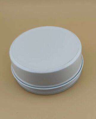 Custodia in alluminio bianco argentato con tappo a vite per cosmetici