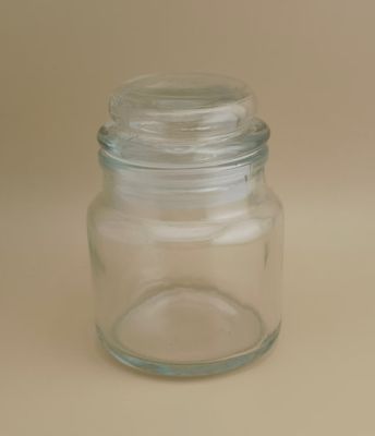 Coppa di candela trasparente di design delicato per la festa