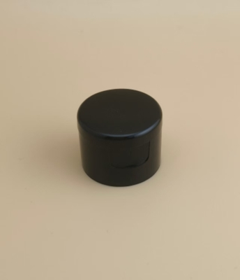 Cappuccio liscio di plastica nera per bottiglie cosmetiche